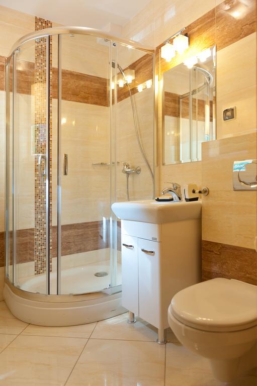 ヴィスワ Karina Bed & Breakfast エクステリア 写真