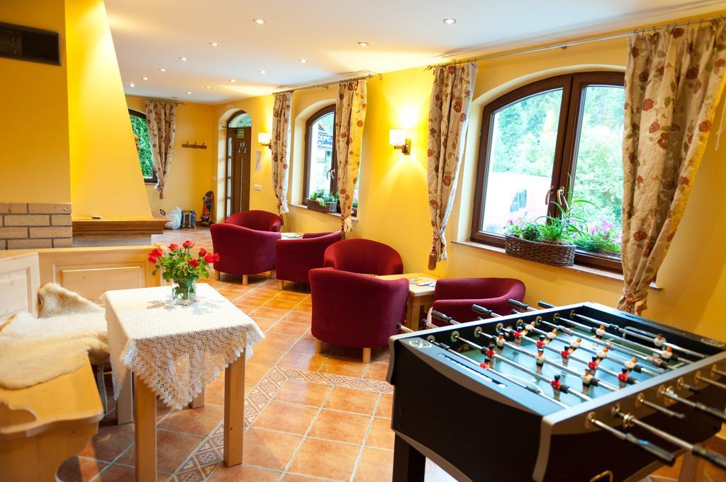 ヴィスワ Karina Bed & Breakfast エクステリア 写真